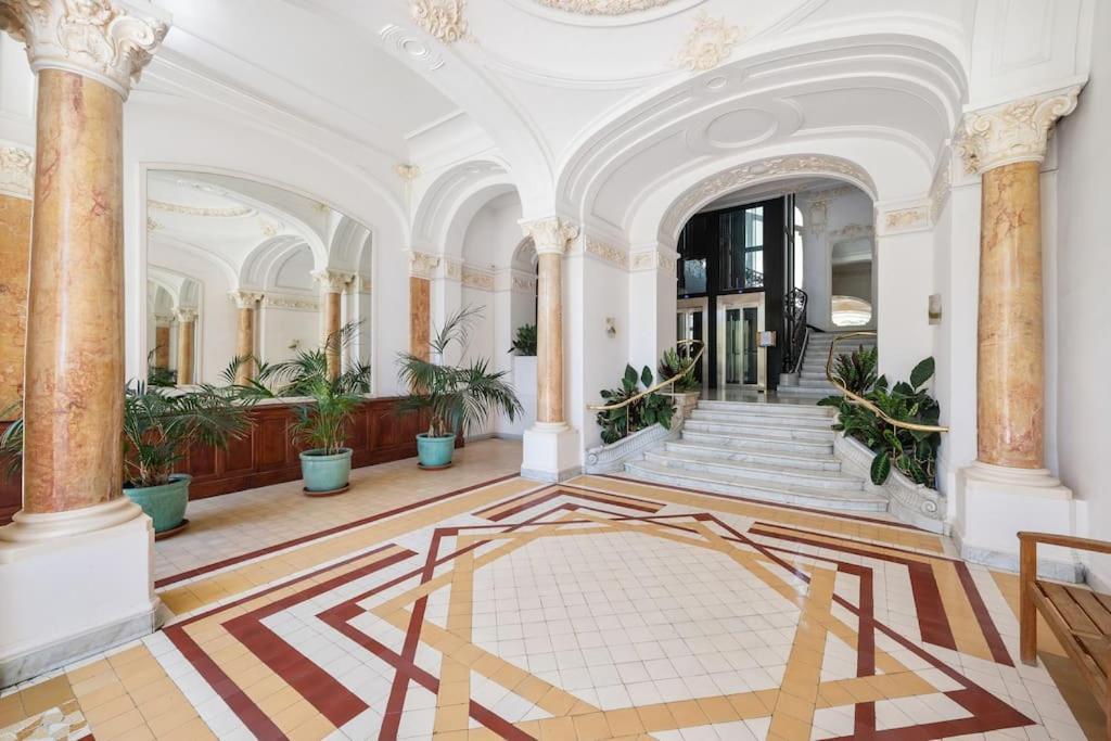 Le Winter Palace - Central - Parking Prive - Palace - Wifi Menton Exterior foto