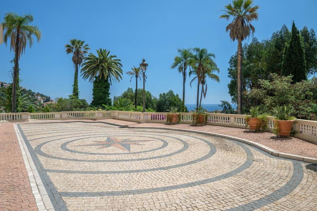 Le Winter Palace - Central - Parking Prive - Palace - Wifi Menton Exterior foto